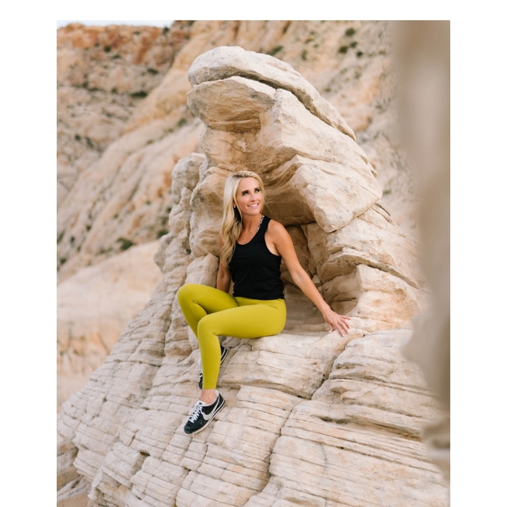 Zyia Pistachio Luxe Leggings